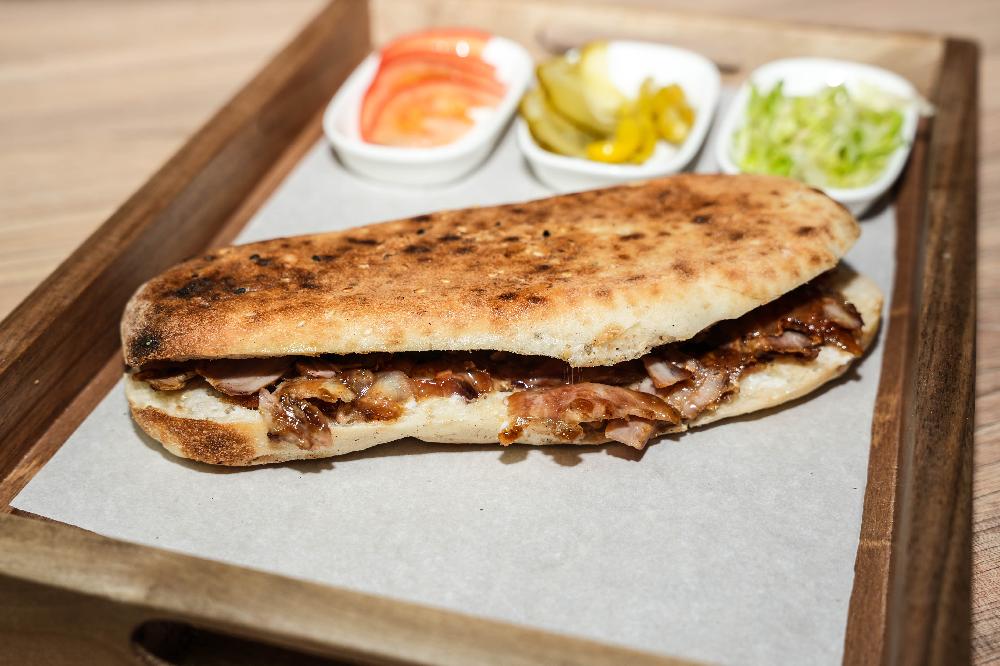 Tendird cörekde et döner 100 q