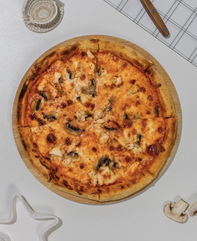 Toyuqlu pizza