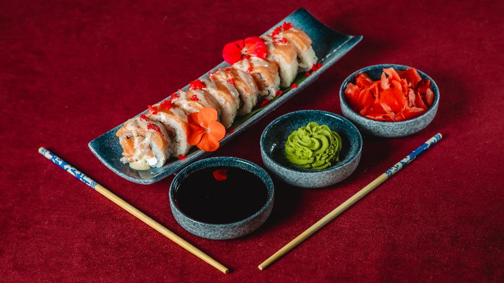 Hot Shrimp Roll 