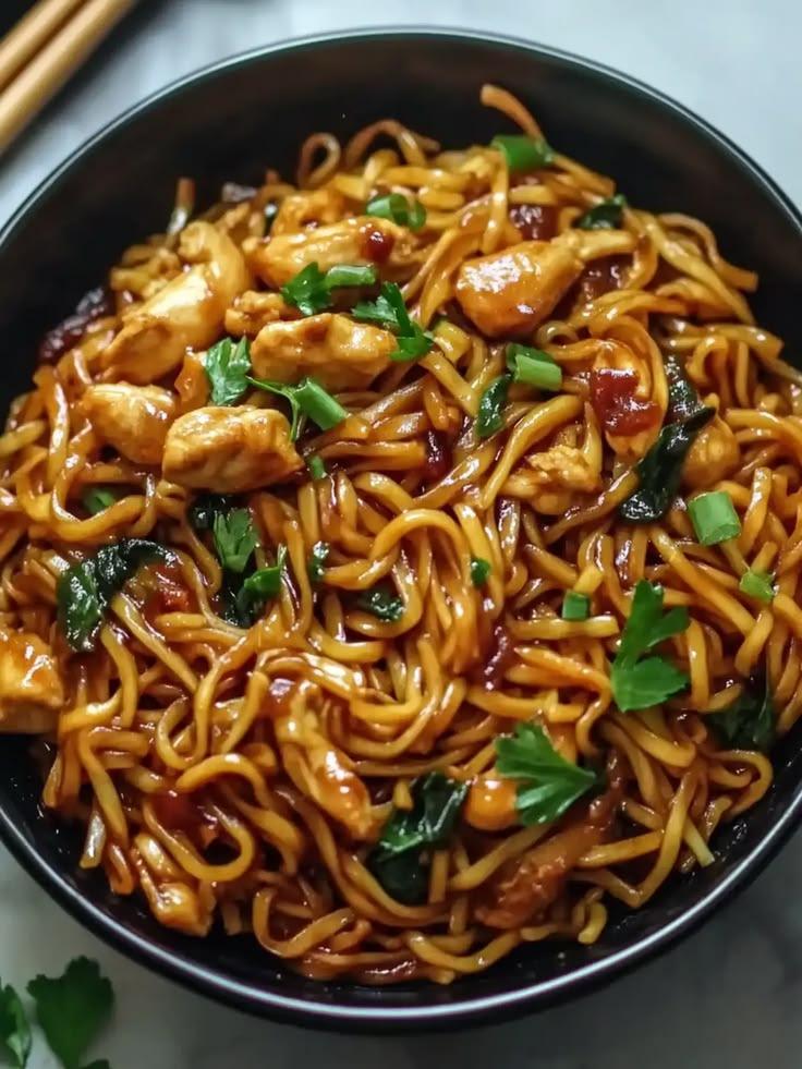 Noodle chicken