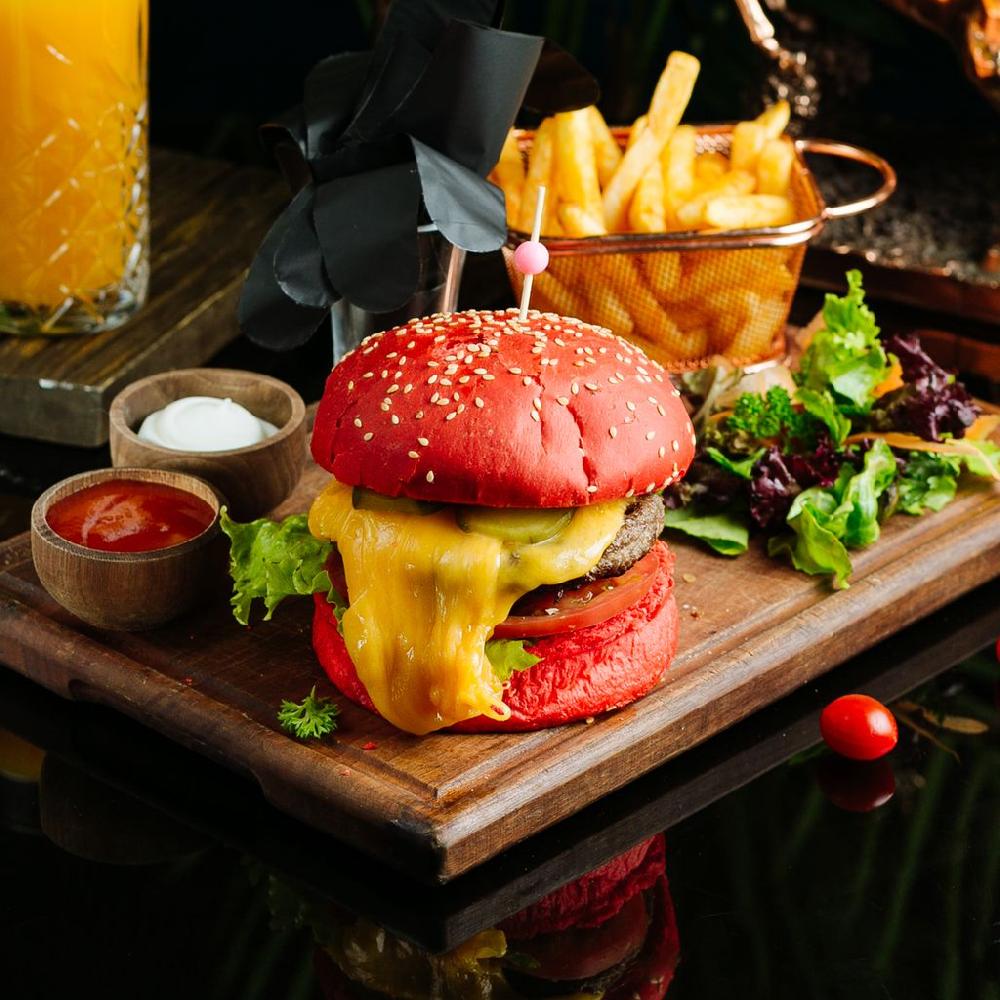 Special pink burger 