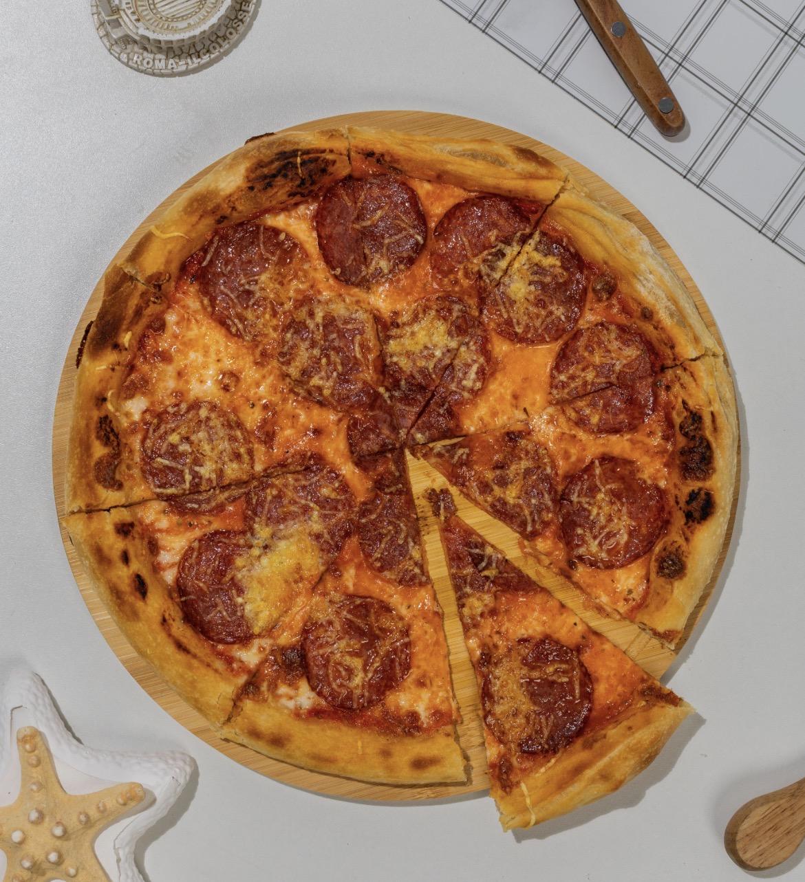 Pepperoni pizza