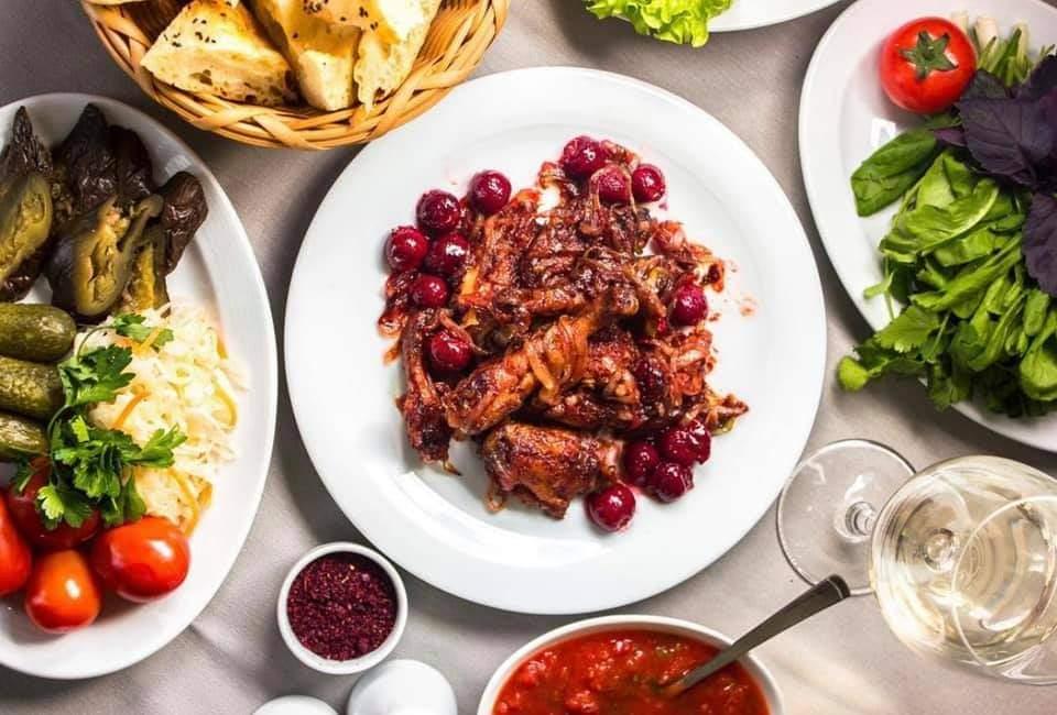 Vişnəli çolpa (plov üstü)