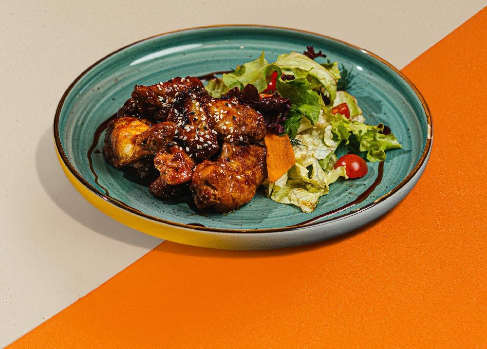Toyuq qanaqları buffalo sousun