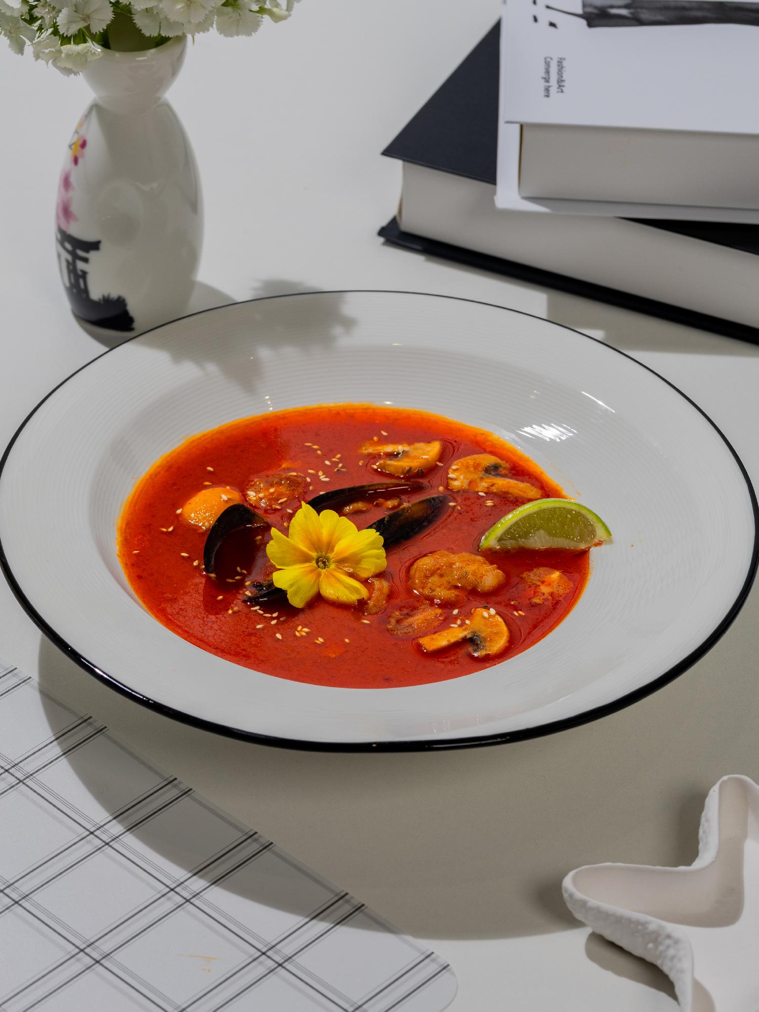 Tom yam şorbası