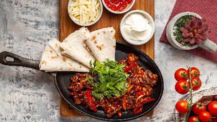 Ət fajitos