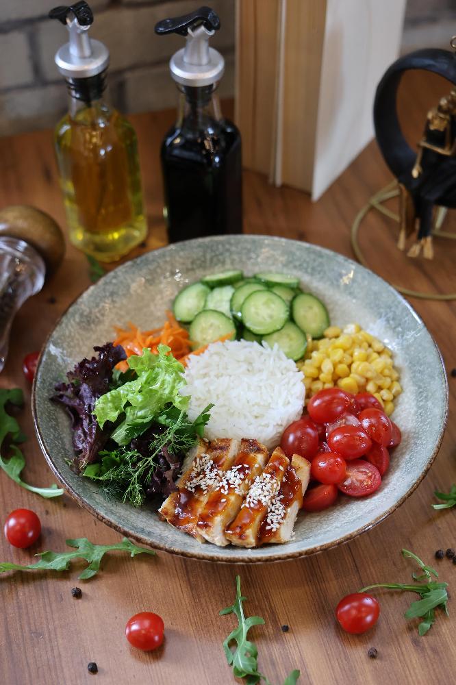 CHİCKEN BOWL SALAD