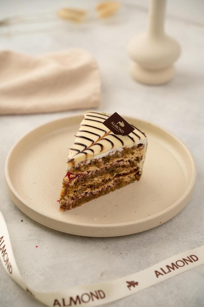 Almond desert premium