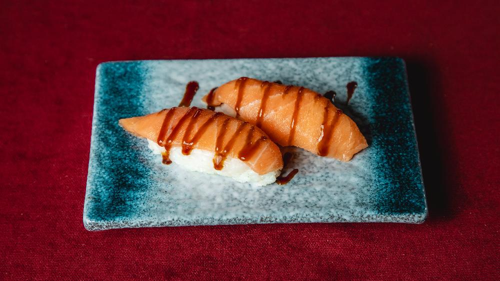 Salmon Nigri
