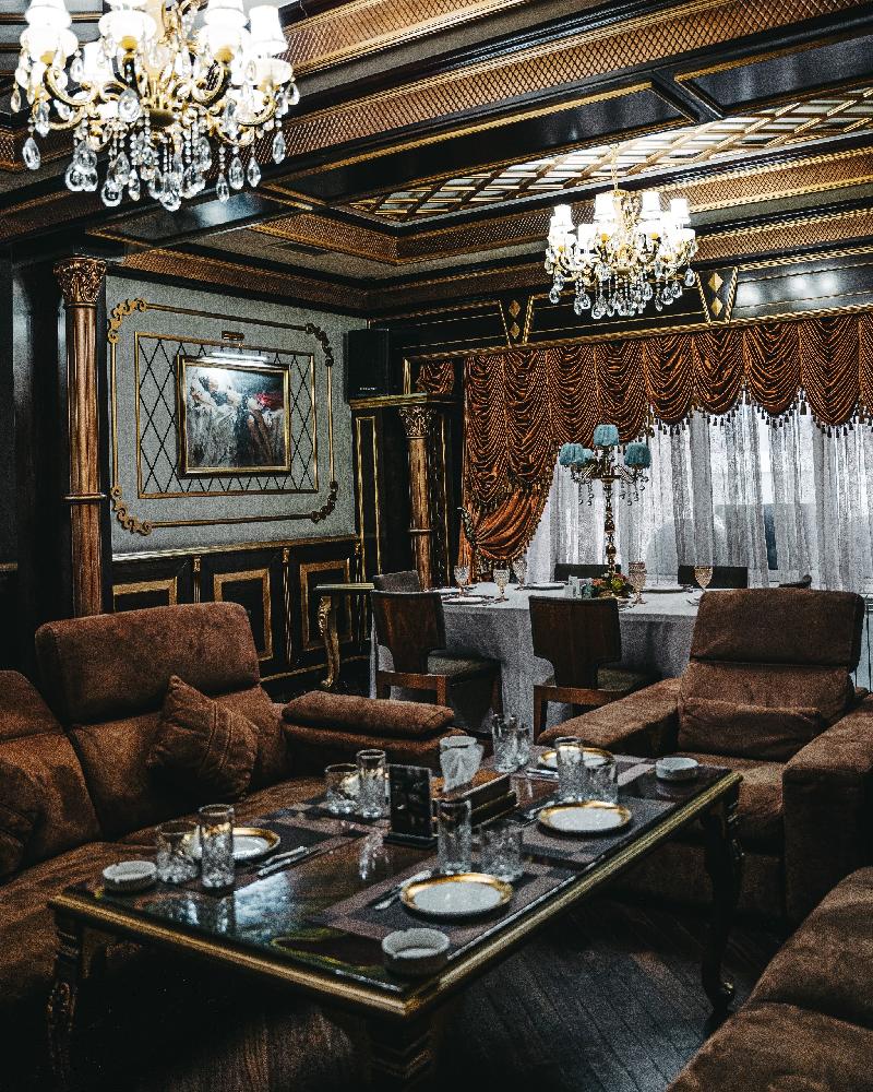 Interior view 7
