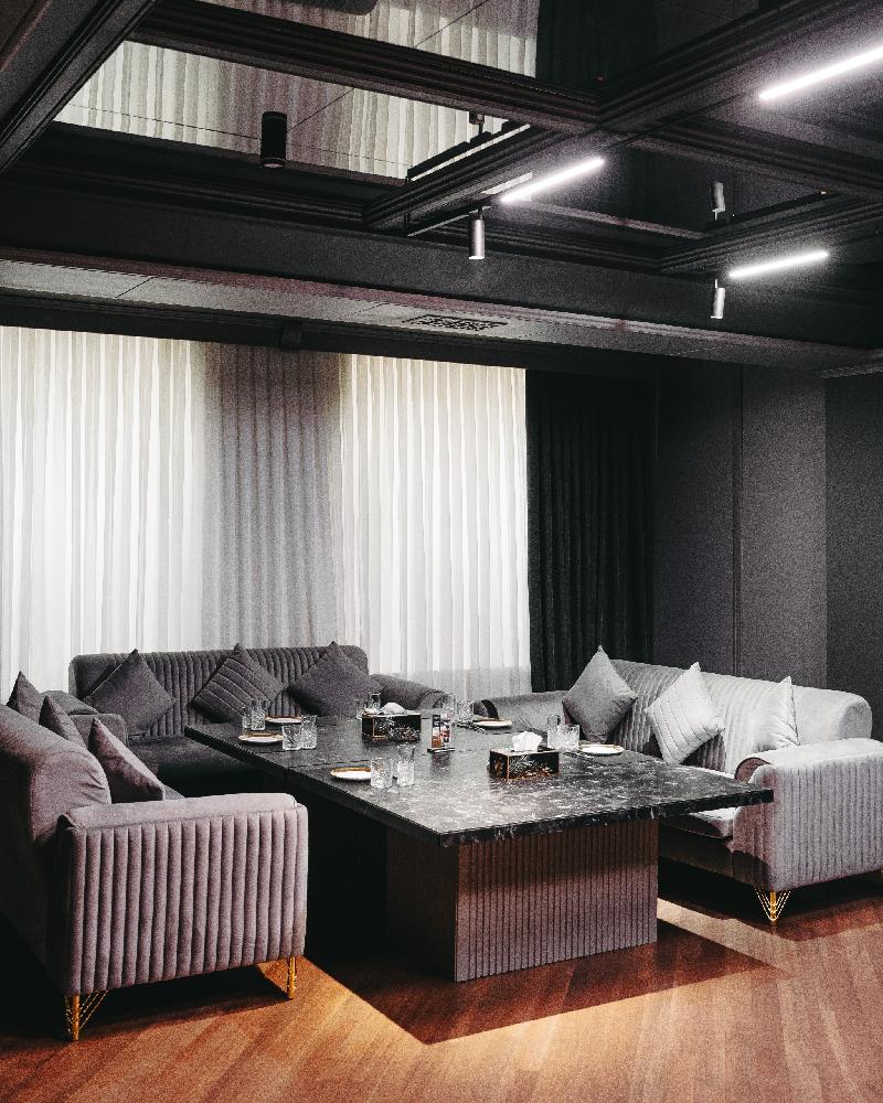 Interior view 11