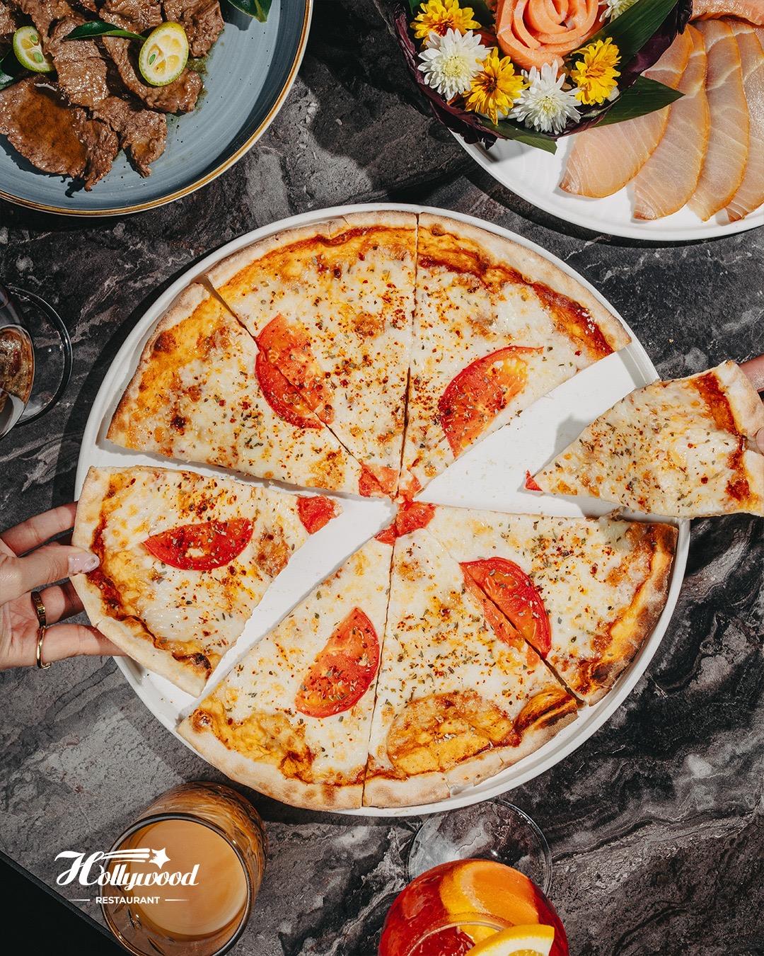 Marqarita pizza 