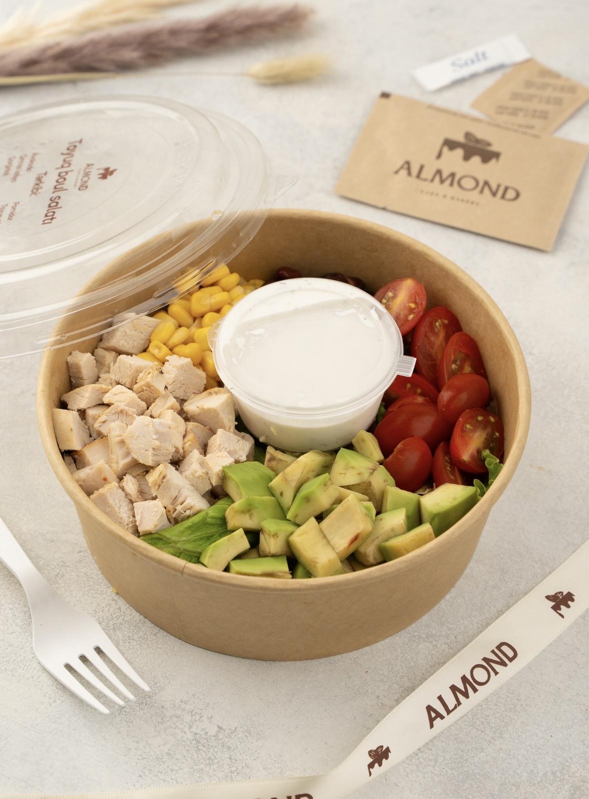 Toyuq Boul Salatı