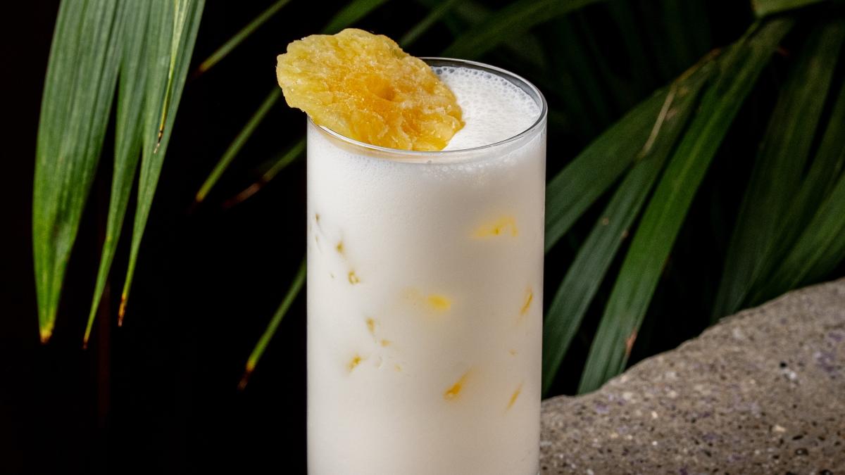 Pina colada (alcoholic)