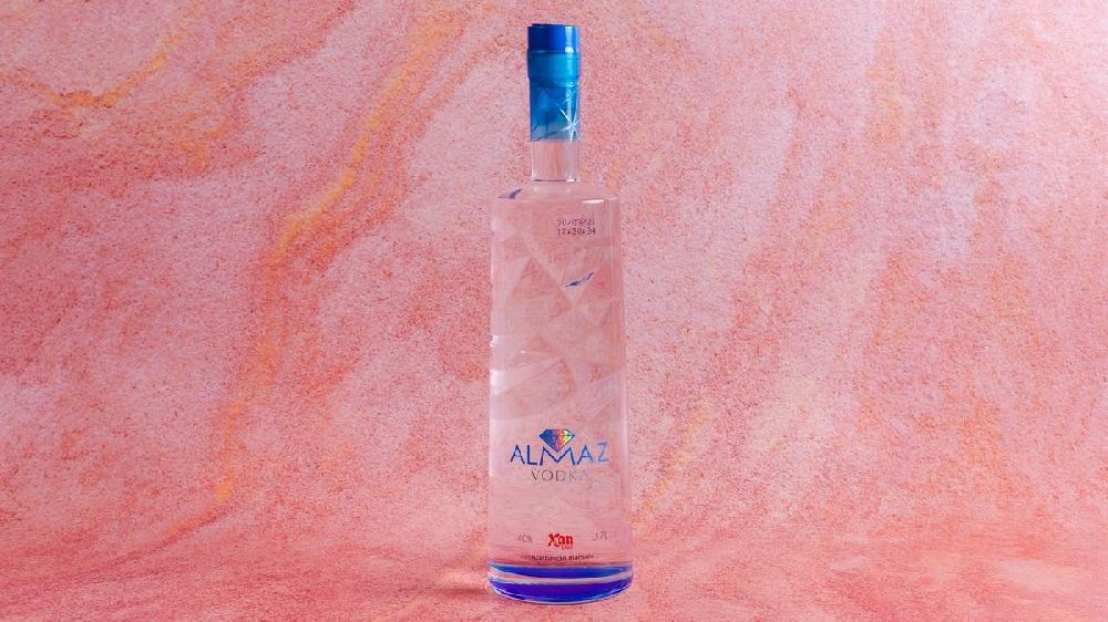 Xan arağı (0.7 L)