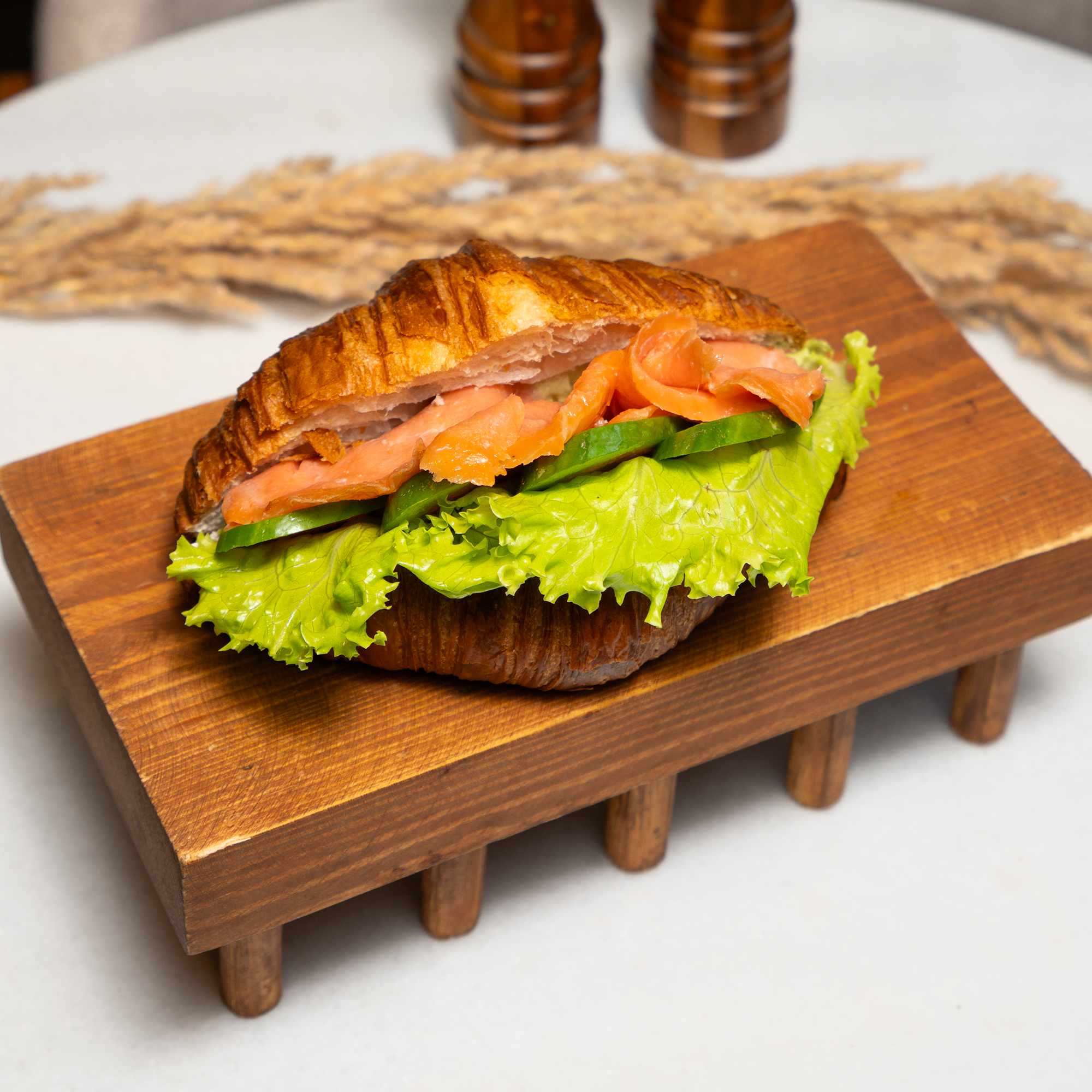 Salmon Kruasan sendvic 