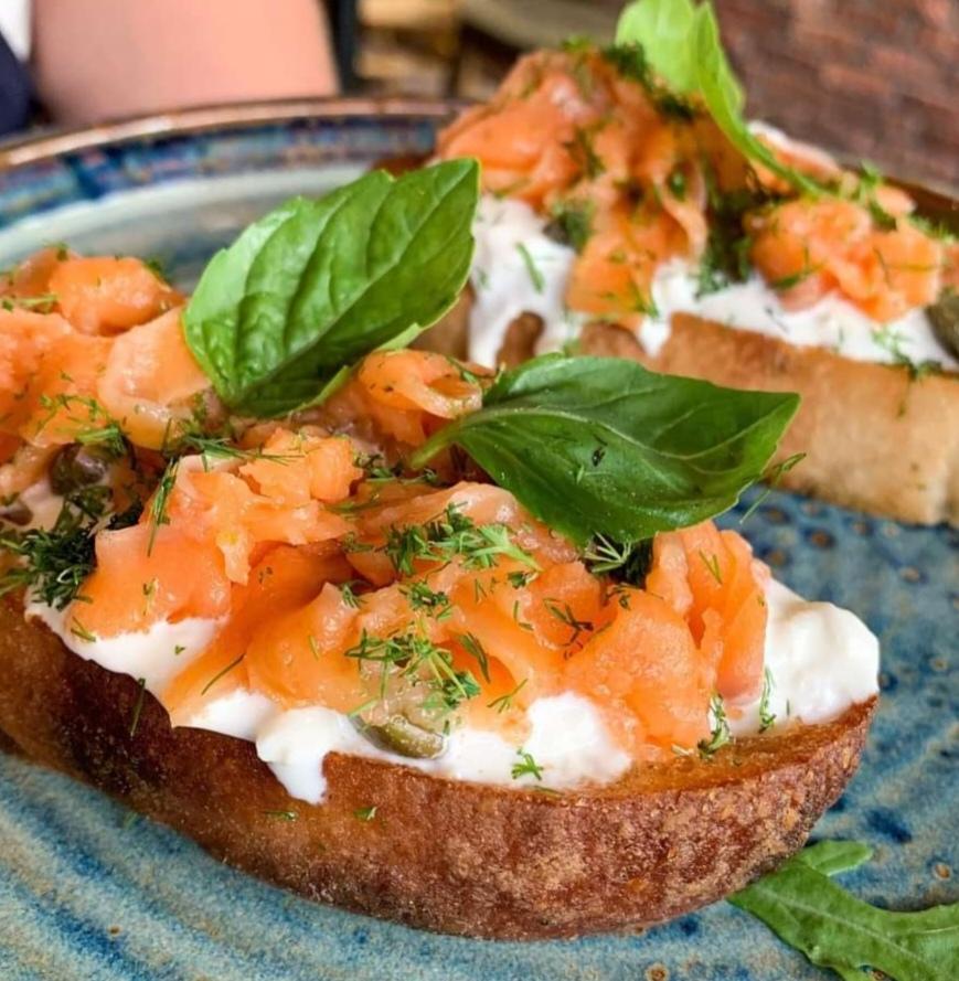 Brusketta salmon and labne
