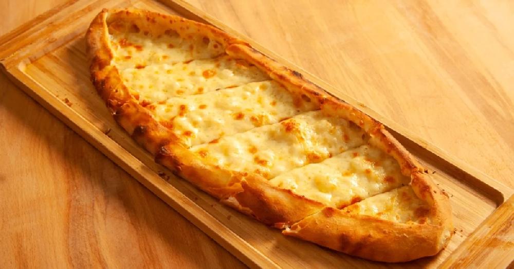 Kaşarlı Pide