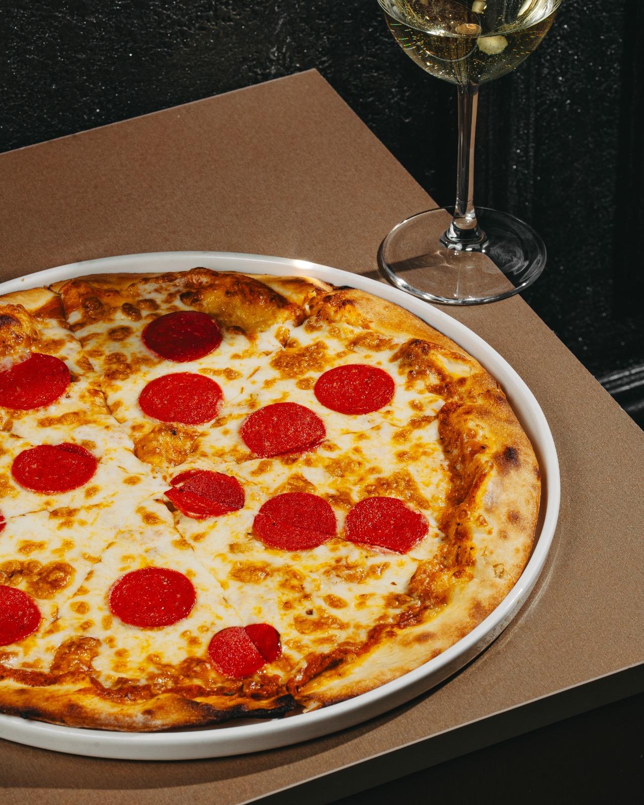 Pepperoni pizza