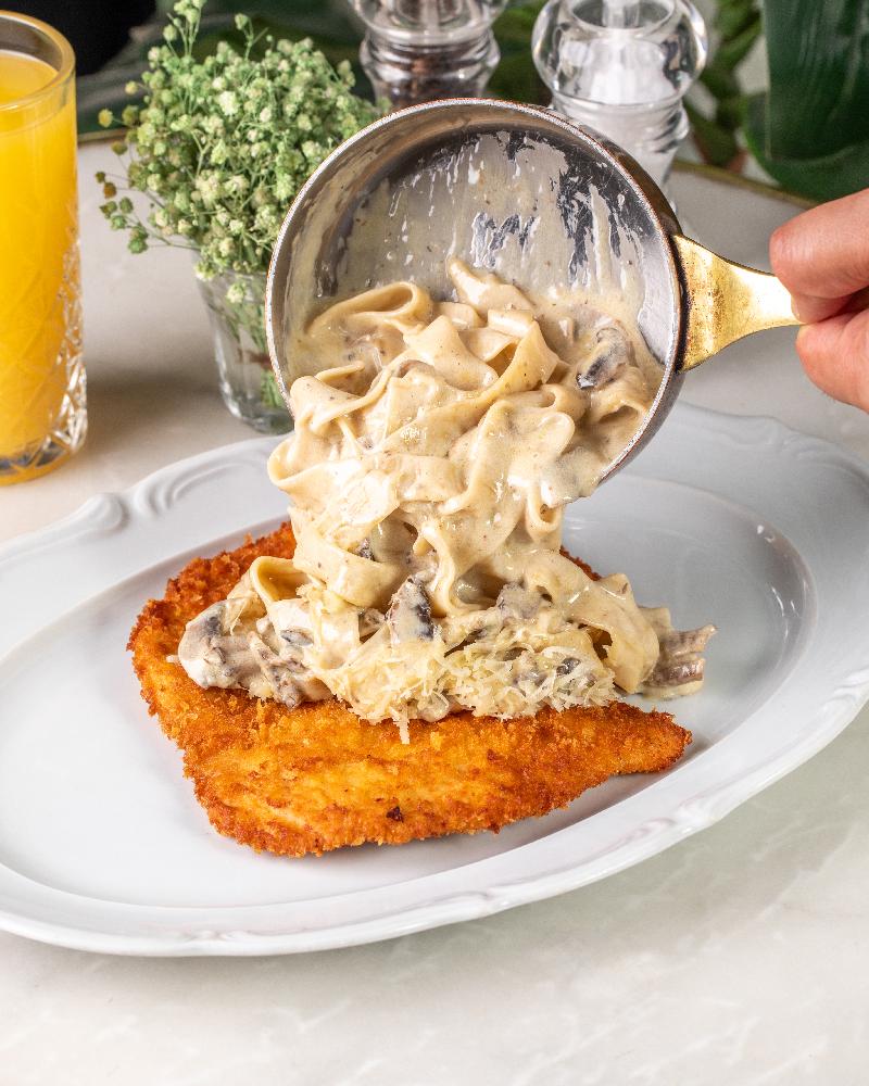 Crispy Schnitzel & Fettuccine