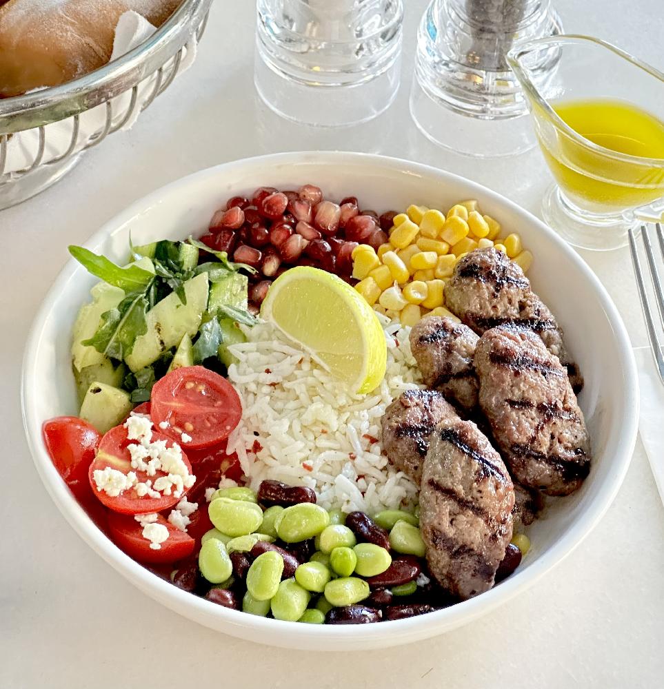 Bowl with Meatballs 