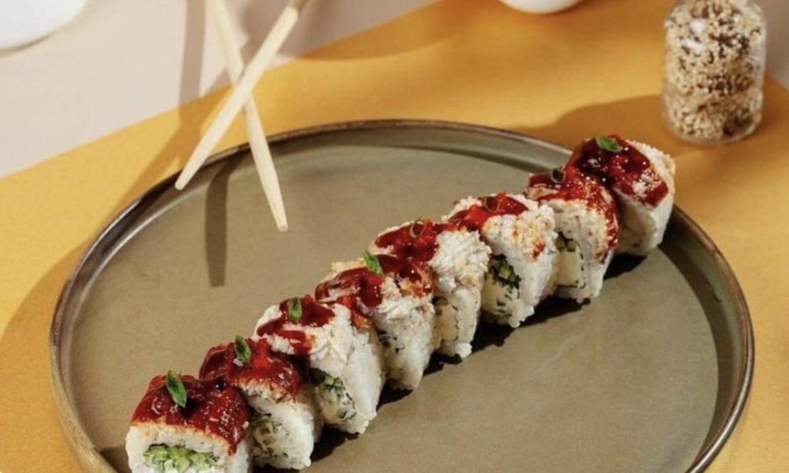 Dragon roll  8 ədəd