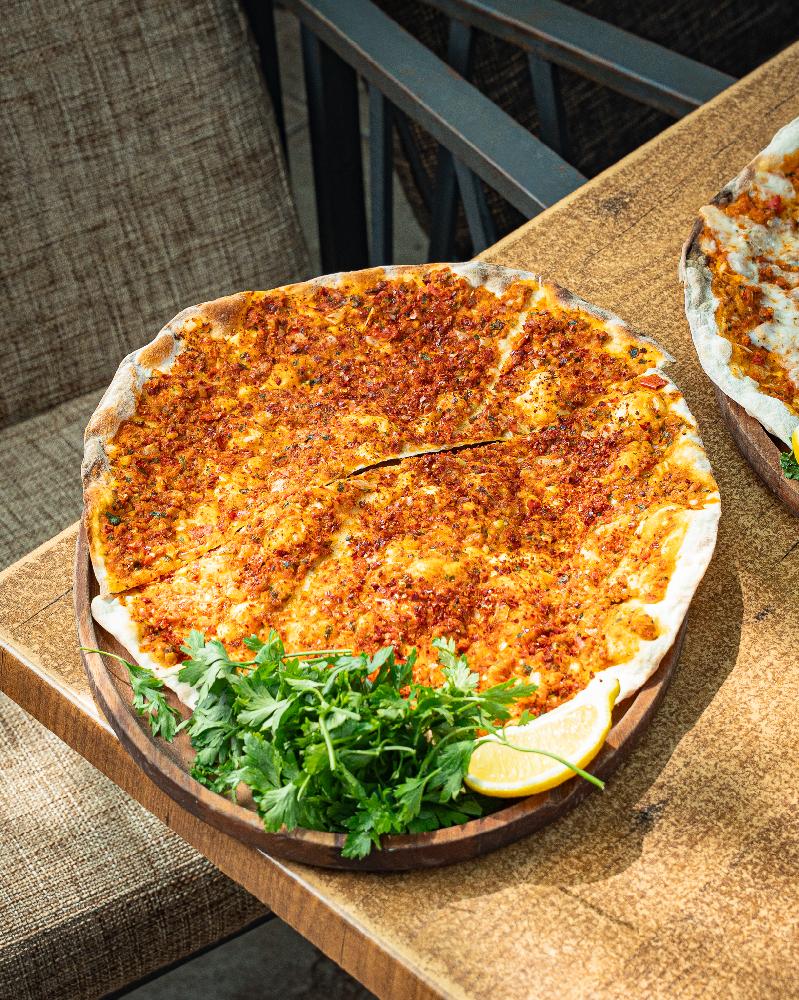 Acılı Lahmacun