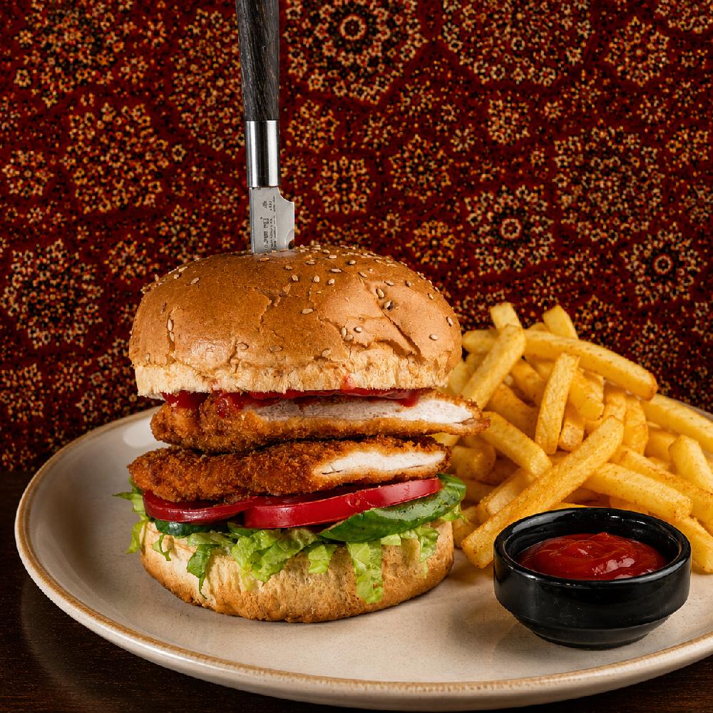 Xırt-xırt toyuq burger