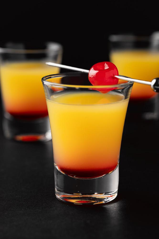 SHOTS MANDARİN