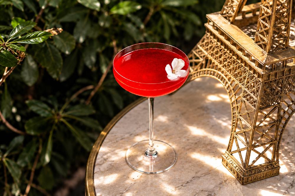 COSMOPOLITAN