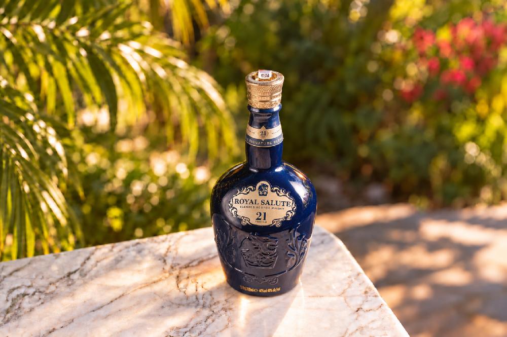 CHIVAS REGAL 21