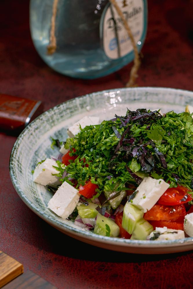 Kəndsayağı çoban salatı ( 500 qr ) 