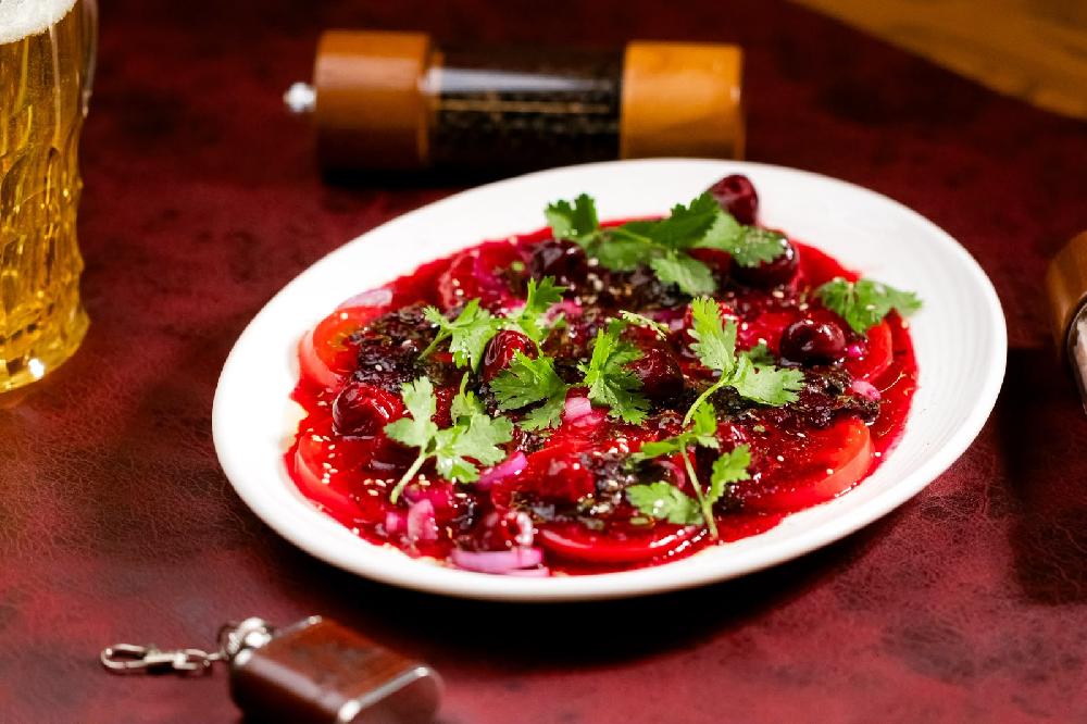 Pomidor albalı salatı  ( 500 qr )