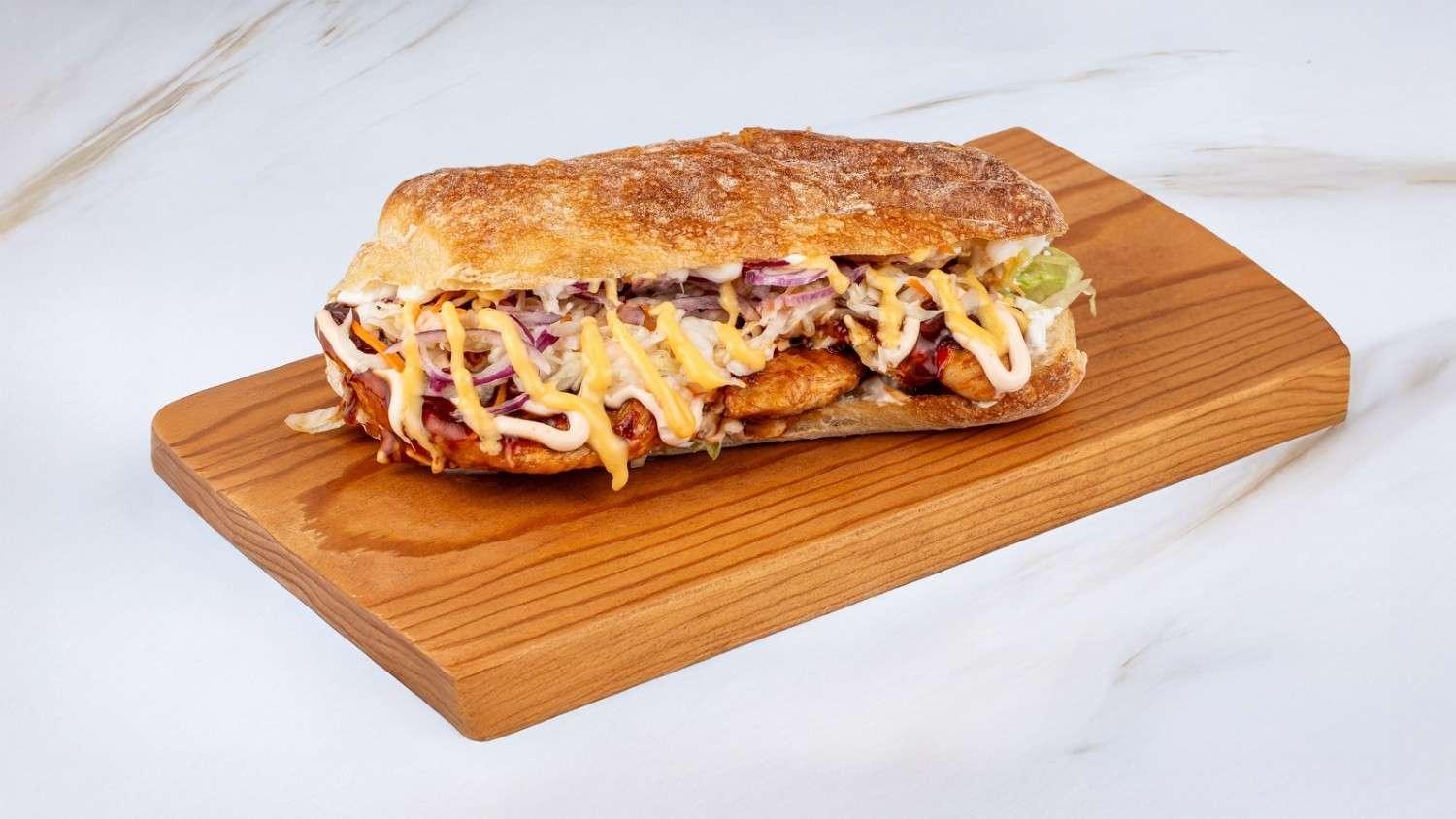 Ciabatta Toyuq Sendvic