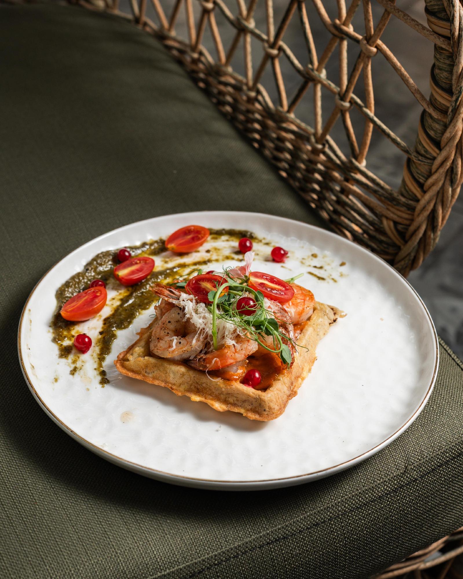Tost Beurre Monte krevetlərlə
