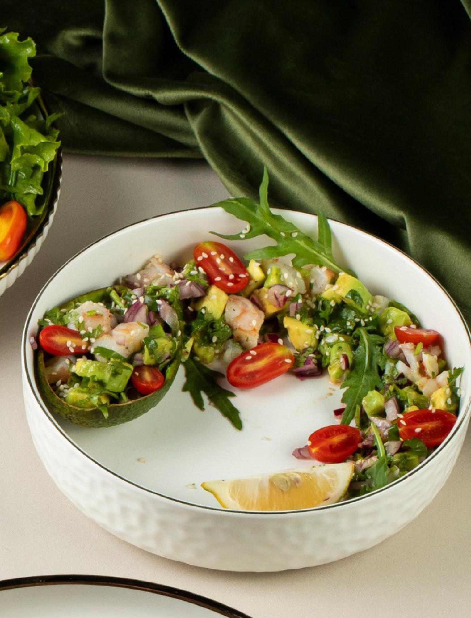 Avokado və Krevet Salatı