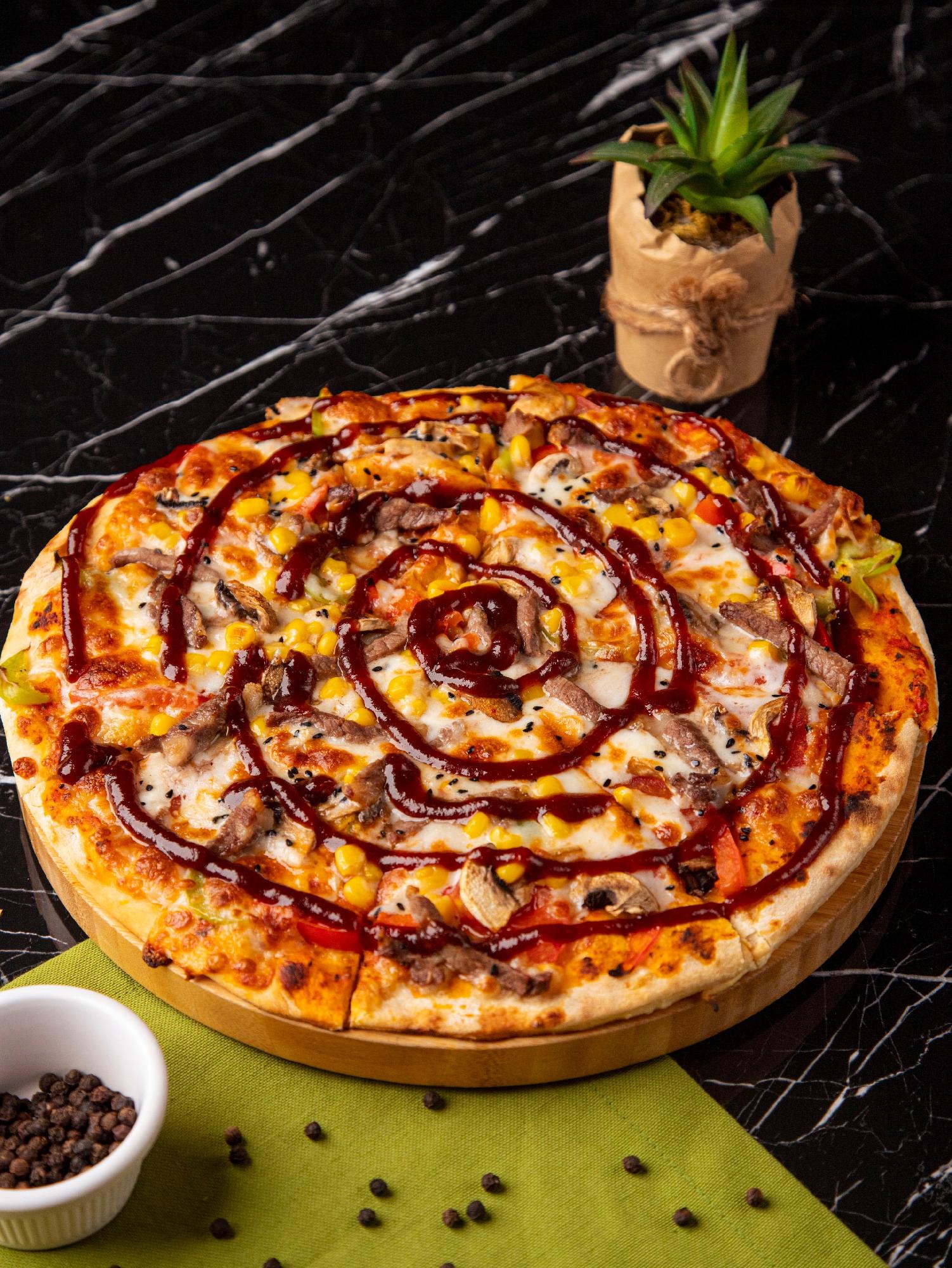BBQ pizza