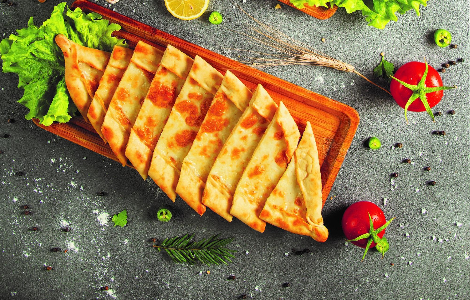 Suluquni pide