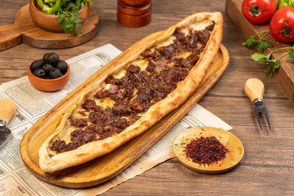Qovurmalı qapalı pide