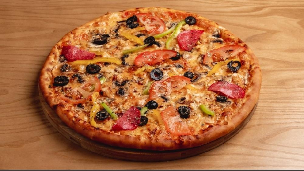 Ətli pizza