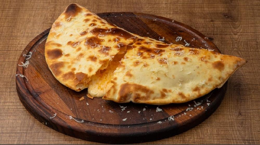 Calzone toyuqlu
