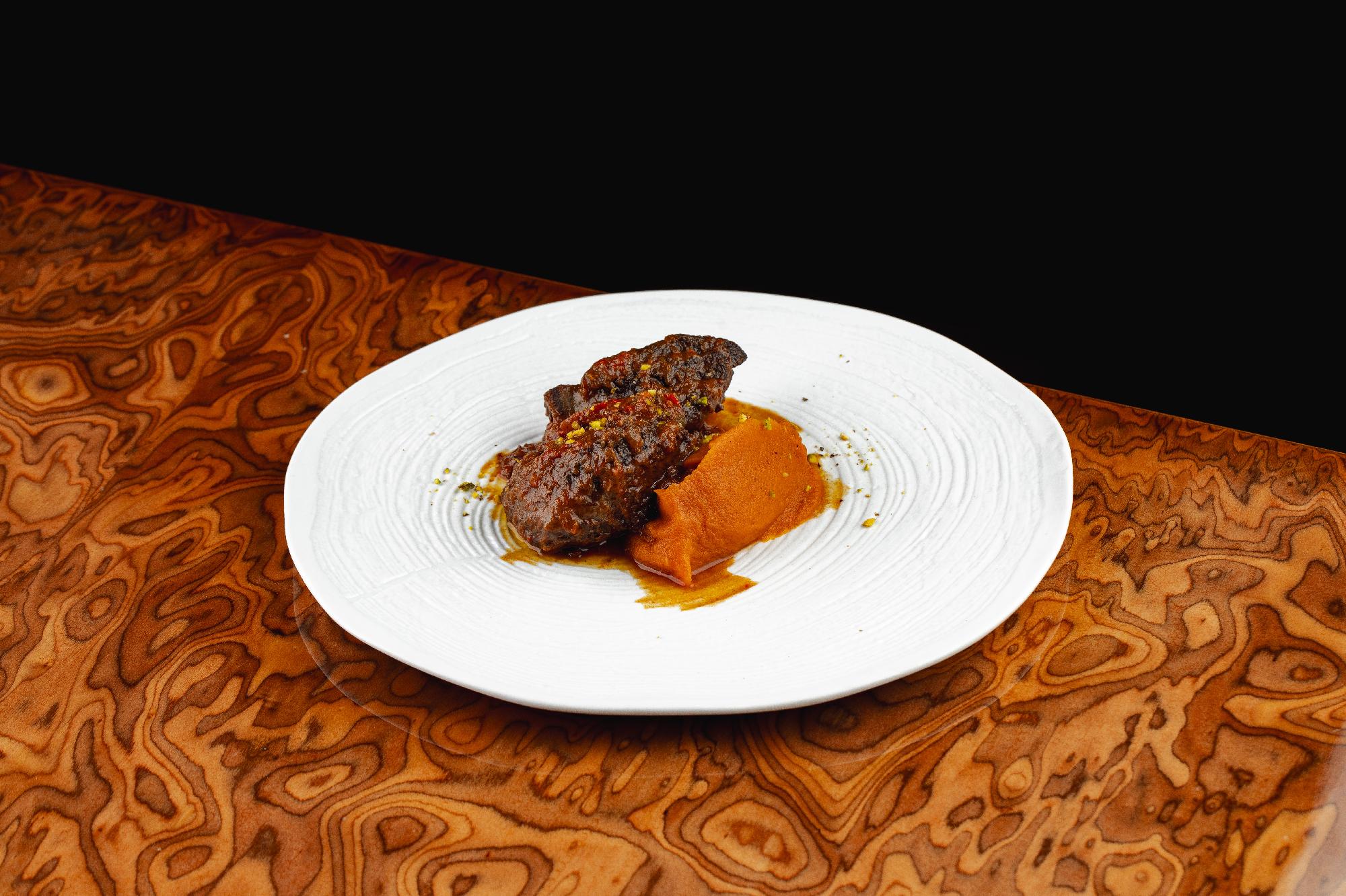 Beef check with batat pure
